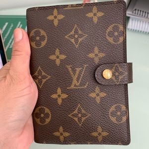 LV SMALL RING AGENDA